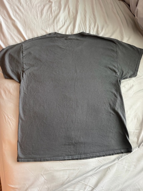 'JESUS IS KING' Unisex Crew Neck - Picture 3 of 3